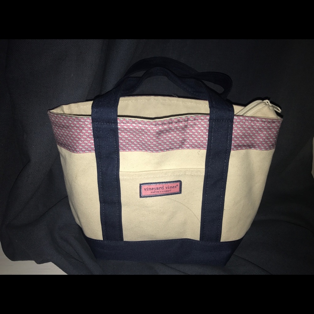 Vineyard Vines NWT mini tote
